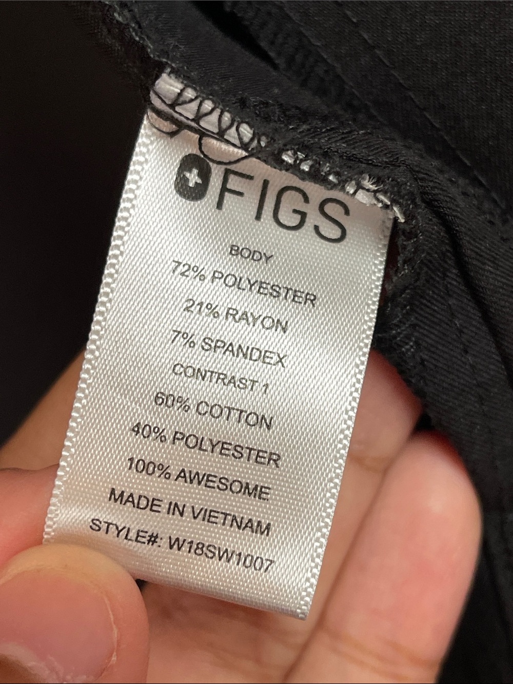 FIGS Technical Collection full-zip bomber scrub jacket - Picture 8 of 10